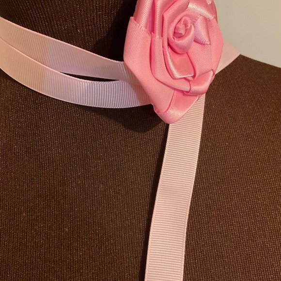Hand Crafted Floral Choker Necklace Pink Ribbon Ties Flower Choker Wrap - Picture 7 of 11